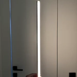 La lampada quadrata di INTELLECT